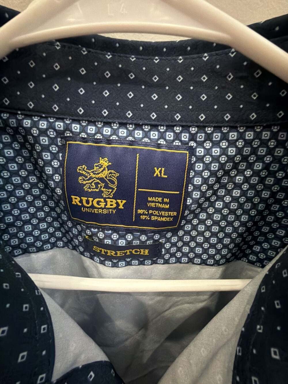 Rugby University Men Short Sleeve ButtonDown Navy Blue, White Geometric Print XL